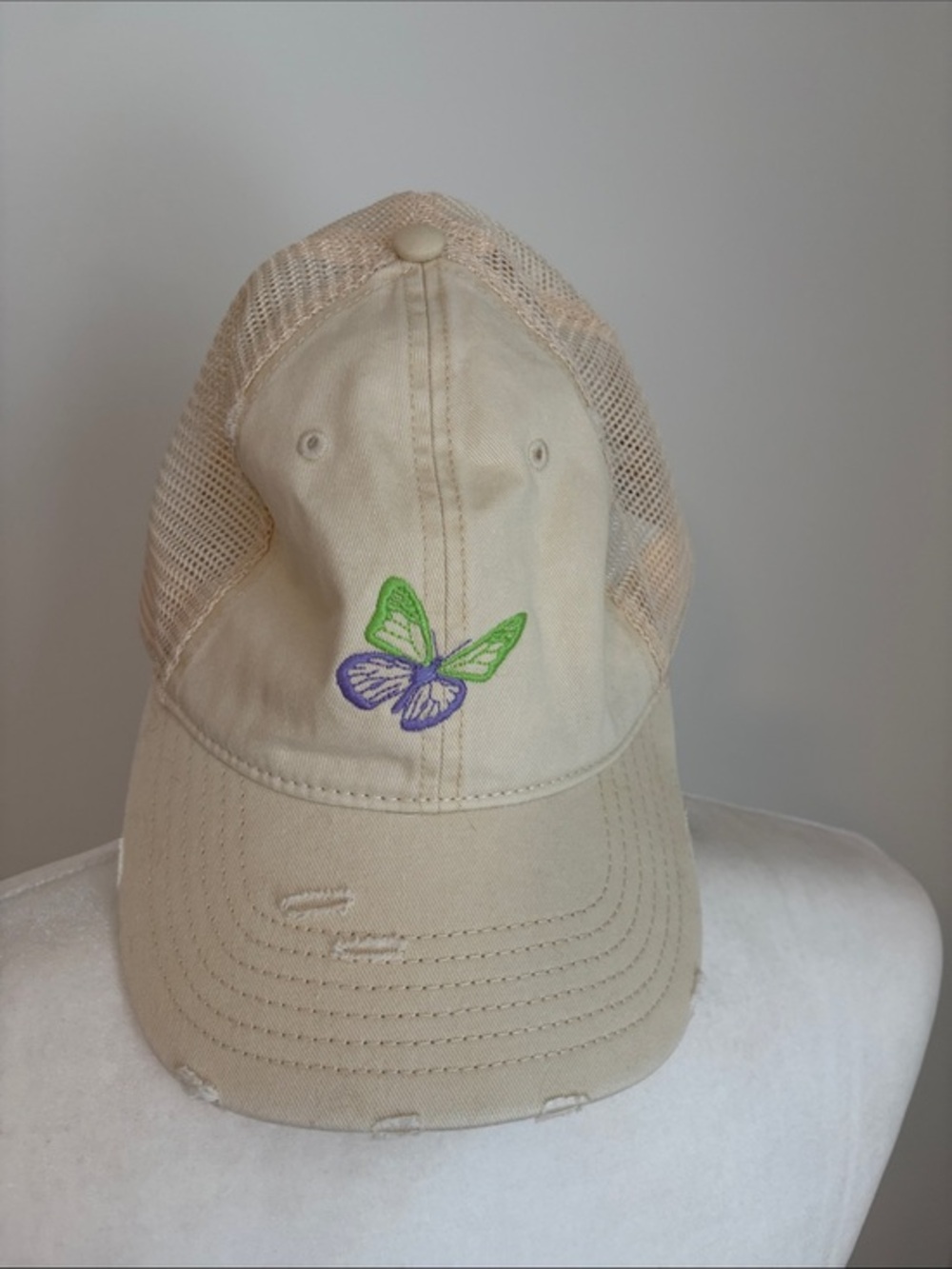 Aerie Beige Cream Mesh Baseball Cap hat with Green Purple embroidered Butterfly